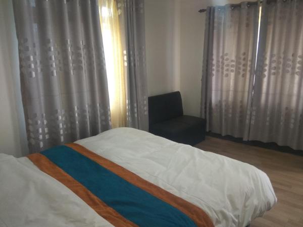 Family Peace House, Kathmandu : photo 1 de la chambre chambre double avec toilettes communes