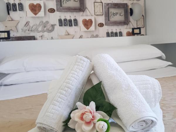 Albergo Aquila : photo 6 de la chambre chambre double Économique - vue sur mer