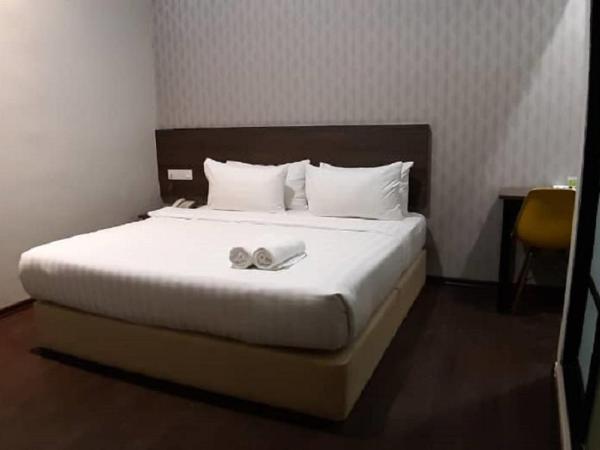 MIICO Hotel @ Mount Austin : photo 7 de la chambre chambre lit king-size