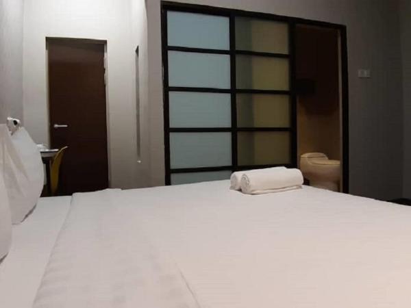 MIICO Hotel @ Mount Austin : photo 6 de la chambre chambre lit king-size