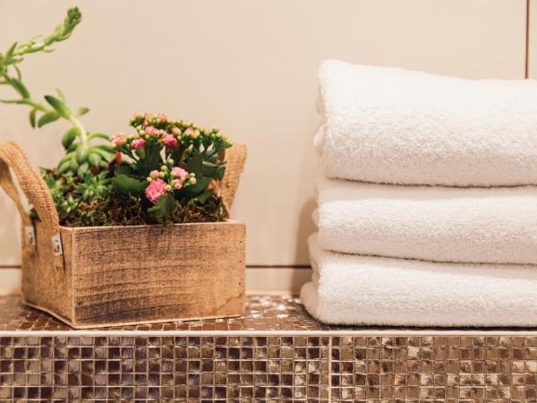 Hotel Hamburger Perle : photo 9 de la chambre chambre double deluxe