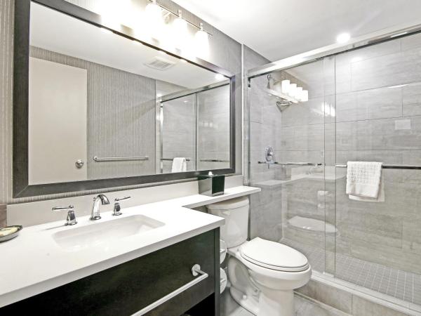 Best Western Plus Siding 29 Lodge : photo 4 de la chambre suite lit king-size avec jacuzzi