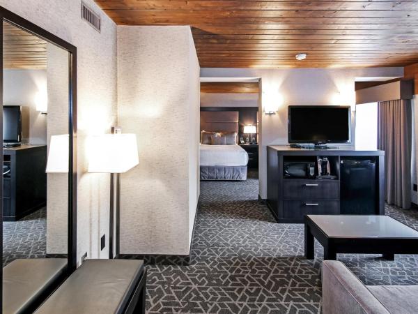 Best Western Plus Siding 29 Lodge : photo 8 de la chambre chambre avec 2 lits queen-size et canapé-lit