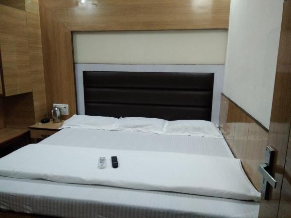 Silver Palace Hotel : photo 5 de la chambre chambre triple classique