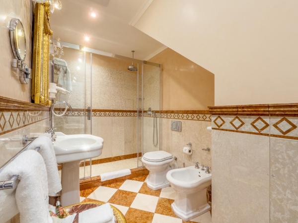 Alchymist Grand Hotel and Spa - Preferred Hotels & Resorts : photo 6 de la chambre suite familiale