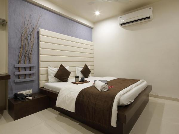 Hotel Volga : photo 10 de la chambre chambre deluxe double ou lits jumeaux