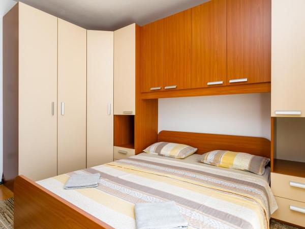 Holiday House Snjezana : photo 4 de la chambre chambre double avec balcon