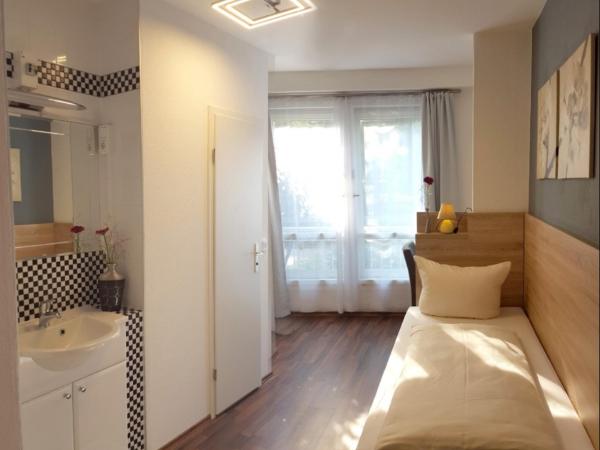 BlnCty Hotel : photo 1 de la chambre chambre simple