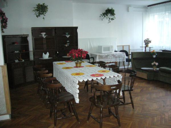 Botax Motel : photo 6 de la chambre chambre lits jumeaux Économique avec salle de bains commune