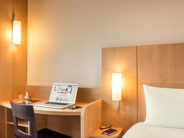 ibis Nantes Centre Tour Bretagne : photo 3 de la chambre chambre lits jumeaux standard