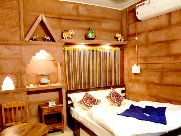 MH Guest House : photo 1 de la chambre chambre lit king-size