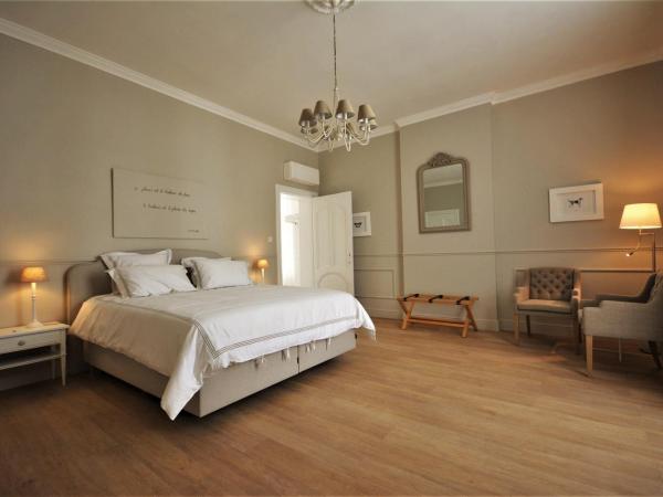 Villa de Noailles : photo 1 de la chambre chambre double ou lits jumeaux supérieure