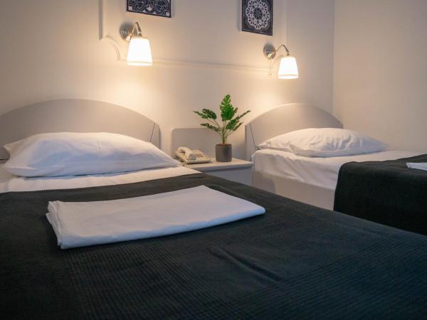 Hotel Vienna : photo 4 de la chambre chambre triple