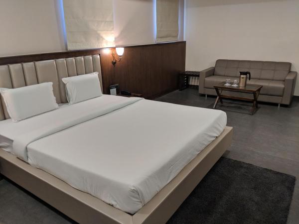 Hotel Avaante Ahmedabad Formerly known as The Orchid Hotel : photo 5 de la chambre chambre double exécutive