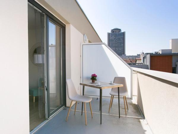 Zenao Appart'hôtels Mulhouse : photo 7 de la chambre appartement 1 chambre avec lits jumeaux