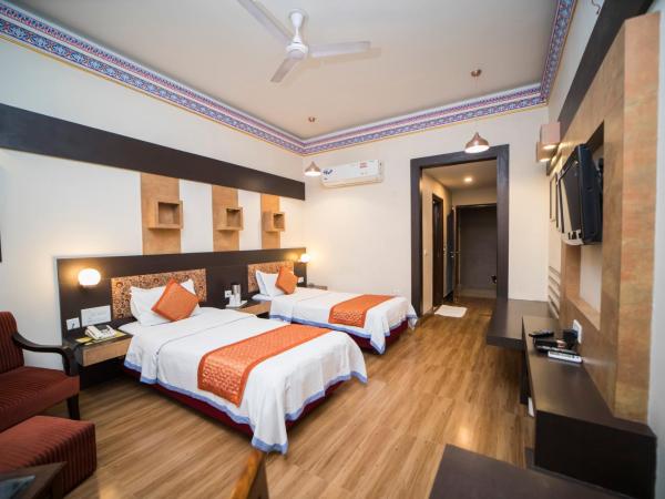 Hotel H R Palace : photo 4 de la chambre chambre double ou lits jumeaux supérieure