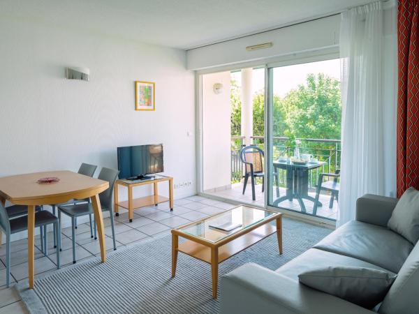 Résidence Biarritz Ocean : photo 7 de la chambre appartement côté jardin