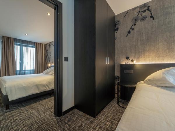 Hotel Monarc : photo 2 de la chambre chambre supérieure avec 2 lits queen-size