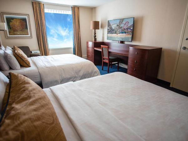 West Edmonton Mall Inn : photo 4 de la chambre chambre avec 2 grands lits queen-size 
