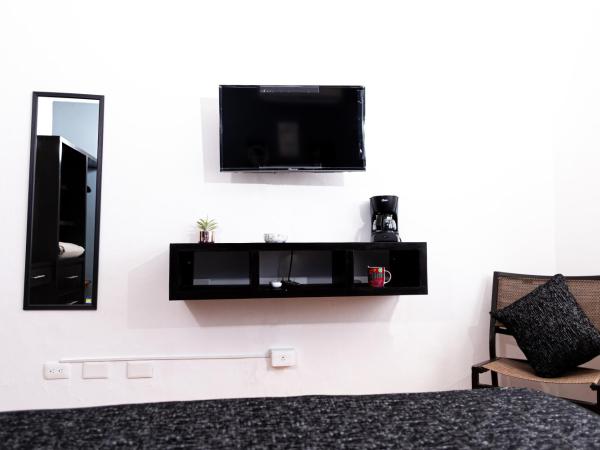 Santa Fe Studios And Suites : photo 5 de la chambre studio lit queen-size