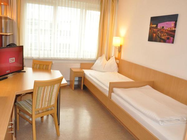 Kolpinghaus Linz : photo 9 de la chambre chambre simple Économique