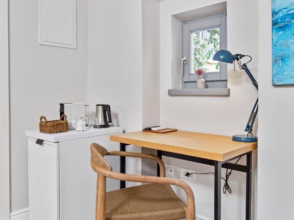 Blubini Heritage House : photo 4 de la chambre chambre double supérieure - vue sur jardin