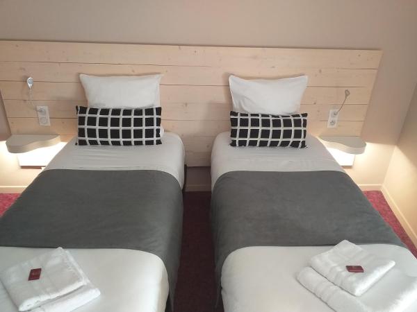 Hôtel La Couronne : photo 4 de la chambre chambre double ou lits jumeaux