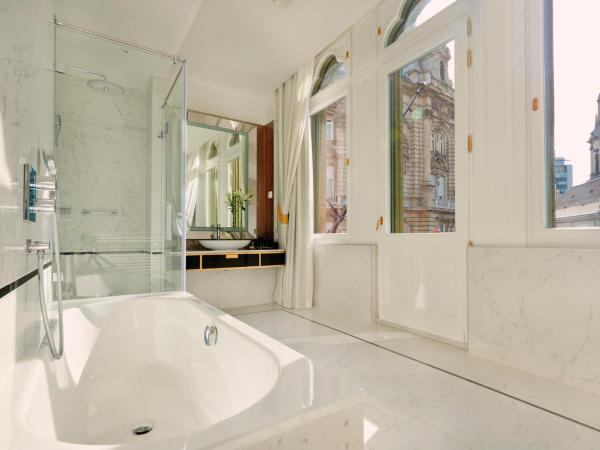 Párisi Udvar Hotel Budapest, part of Hyatt : photo 4 de la chambre suite d'angle