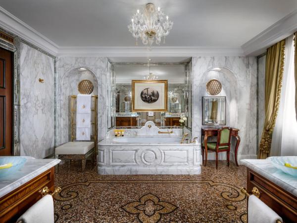 Hotel Danieli, Venice : photo 4 de la chambre suite royale 1 chambre doge dandolo