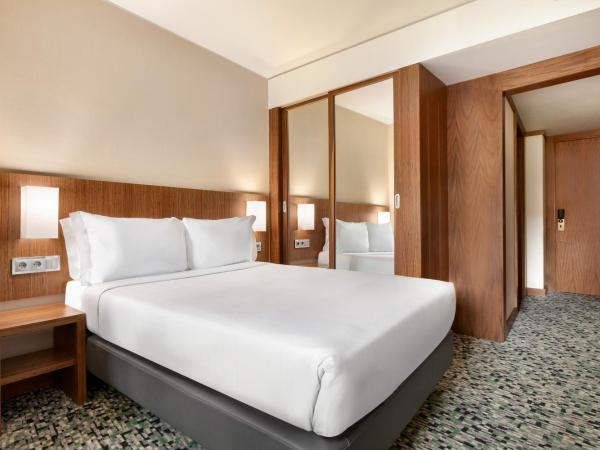 Ramada by Wyndham Lisbon : photo 5 de la chambre chambre lit double supérieure - non-fumeurs - vue sur fleuve