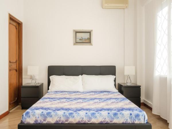 Cristina Rossi Bed&Breakfast : photo 2 de la chambre chambre double avec salle de bains commune