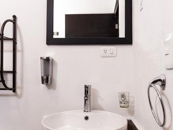 Santa Fe Studios And Suites : photo 7 de la chambre suite familiale