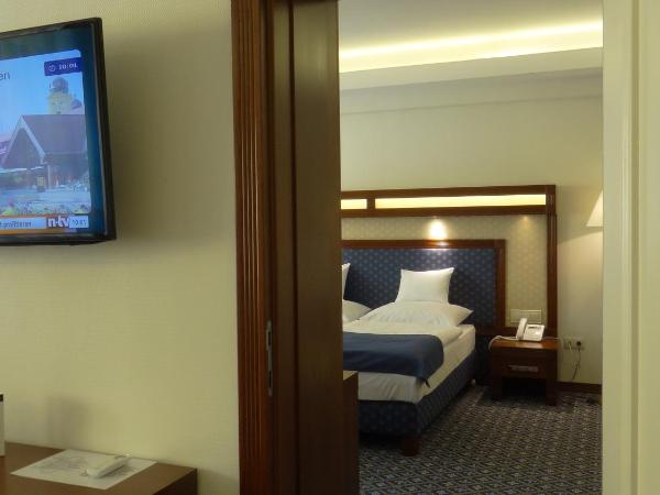 Centrum Hotel : photo 2 de la chambre chambre familiale (2 adultes et 2 enfants)