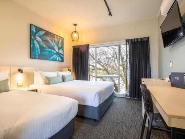 Nightcap at Excelsior Hotel : photo 1 de la chambre queen and single studio with free welcome drink for two guests