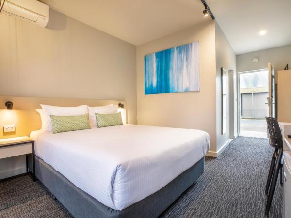 Nightcap at Excelsior Hotel : photo 1 de la chambre queen studio with free welcome drink for two guests