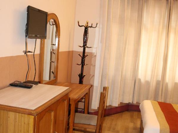 Kathmandu Peace Guesthouse : photo 3 de la chambre chambre deluxe double ou lits jumeaux