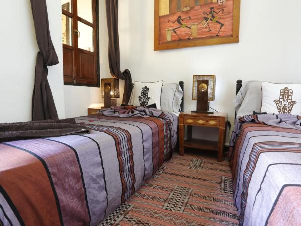 Dar Najat : photo 5 de la chambre chambre deluxe double ou lits jumeaux