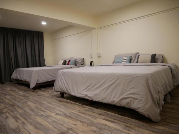 NP House Pratunam : photo 9 de la chambre chambre 2 lits king-size