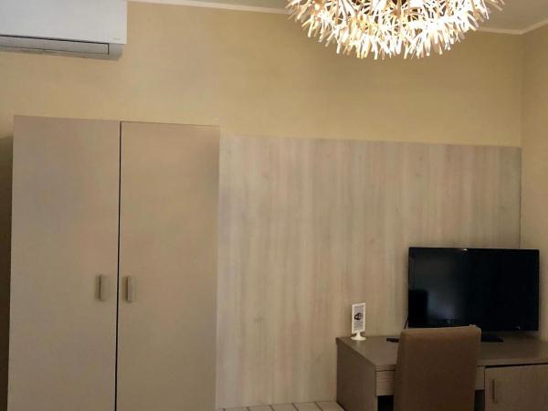 B&B Elios Rooms : photo 9 de la chambre chambre double ou lits jumeaux confort