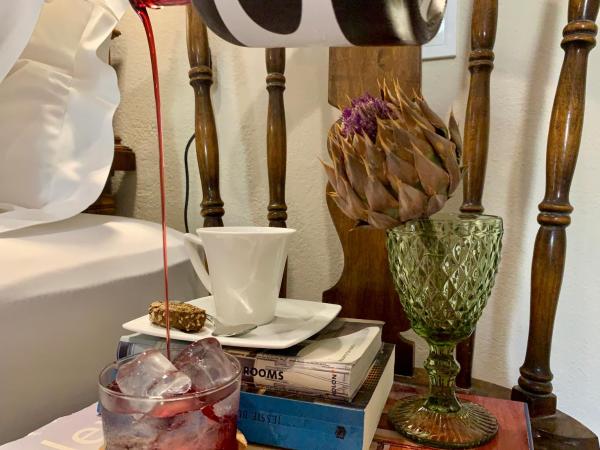 Villa Vager Mani Hotel : photo 7 de la chambre chambre familiale - vue sur jardin