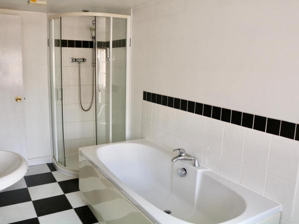 The Cottage Hotel : photo 5 de la chambre suite junior