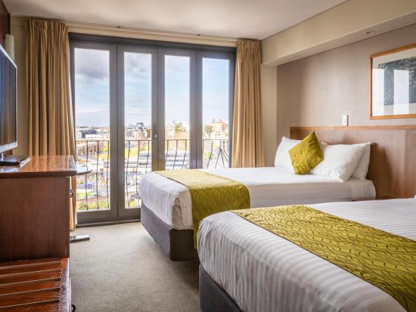 Copthorne Hotel Auckland City : photo 1 de la chambre hébergement supérieur 2 lits doubles