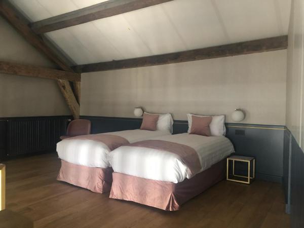 Amosa Liège City Centre Hotel : photo 8 de la chambre chambre familiale