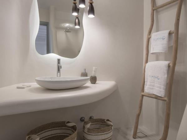 Iliada Suites : photo 6 de la chambre suite junior - vue sur mer