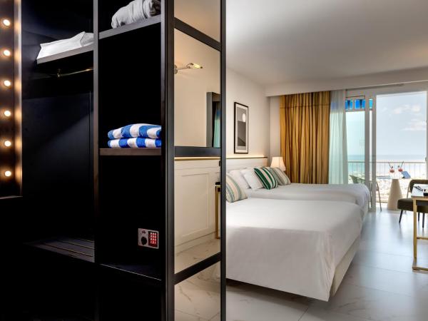 Savoia Hotel Rimini : photo 2 de la chambre chambre familiale deluxe avec vue sur mer et accès au spa