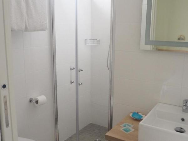Hotel Frida : photo 9 de la chambre chambre double ou lits jumeaux avec balcon