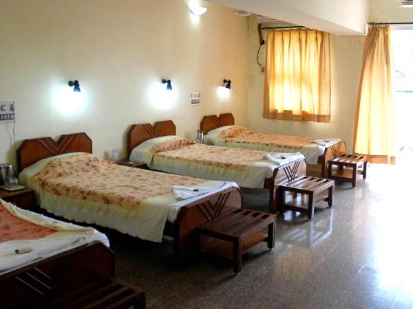 YWCA International Centre : photo 2 de la chambre chambre familiale standard