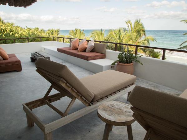 Chiringuito Tulum : photo 5 de la chambre suite - vue sur océan