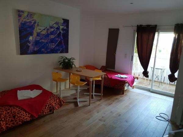 K.N.C.1601 : photo 1 de la chambre studio triple standard