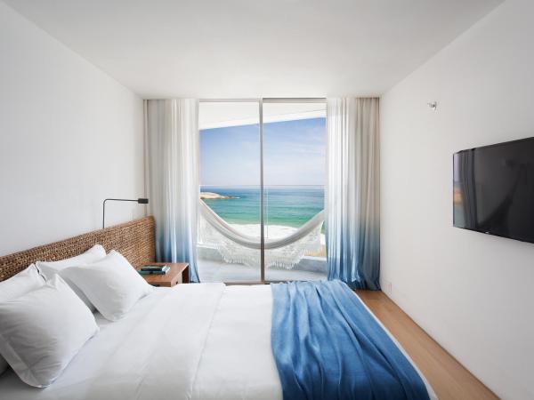 Hotel Arpoador : photo 1 de la chambre chambre double ou lits jumeaux avec balcon
